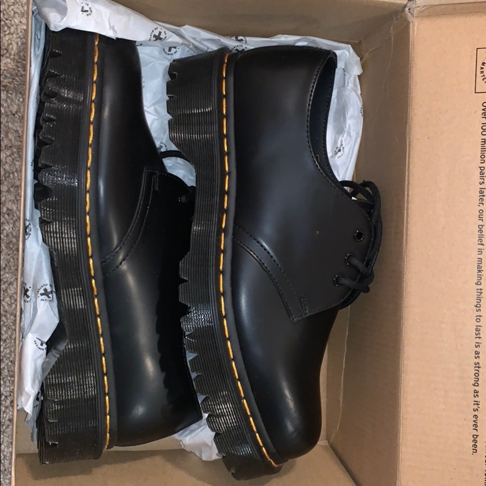 DR MARTEN OXFORDS